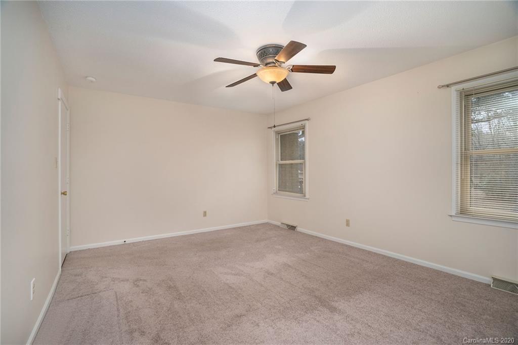 8615 Beechbrooke Road, Unit 2 Charlotte, NC 28227 - Photo 28 of 37 Gallery Image 28