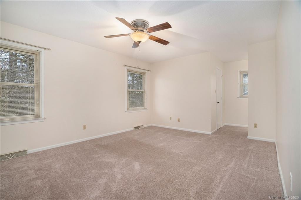 8615 Beechbrooke Road, Unit 2 Charlotte, NC 28227 - Photo 29 of 37 Gallery Image 29