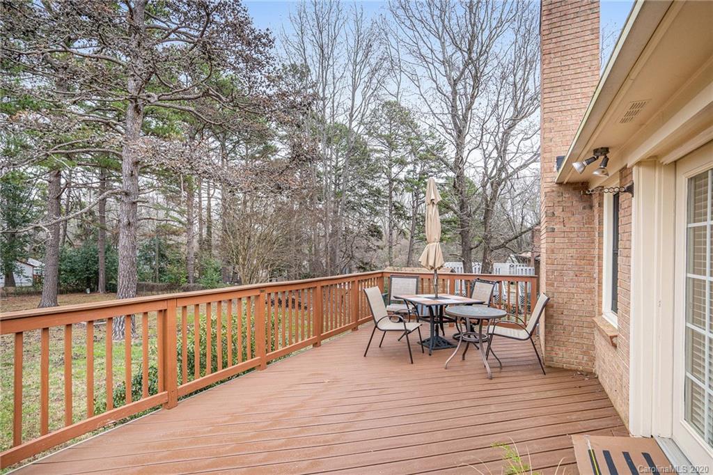 8615 Beechbrooke Road, Unit 2 Charlotte, NC 28227 - Photo 7 of 37 Gallery Image 7