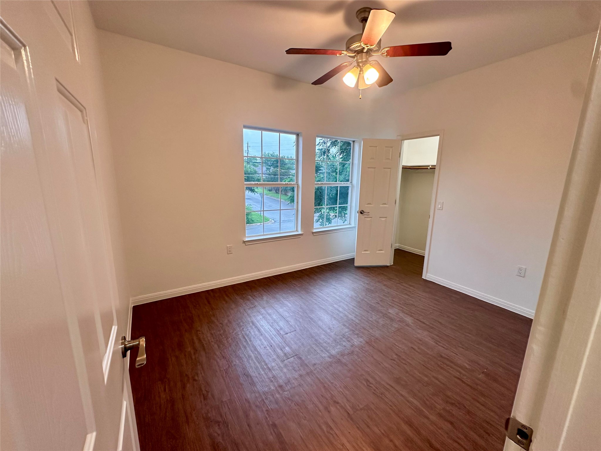 4713 Santa Anna Street Austin, TX 78721 - Photo 20 of 34