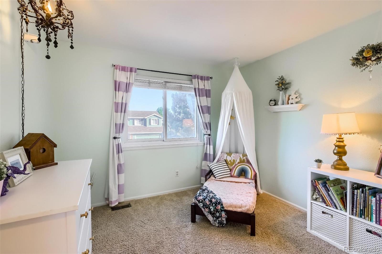 438 Ridgeglen Way Highlands Ranch, CO 80126 - Photo 31 of 40 Gallery Image 31