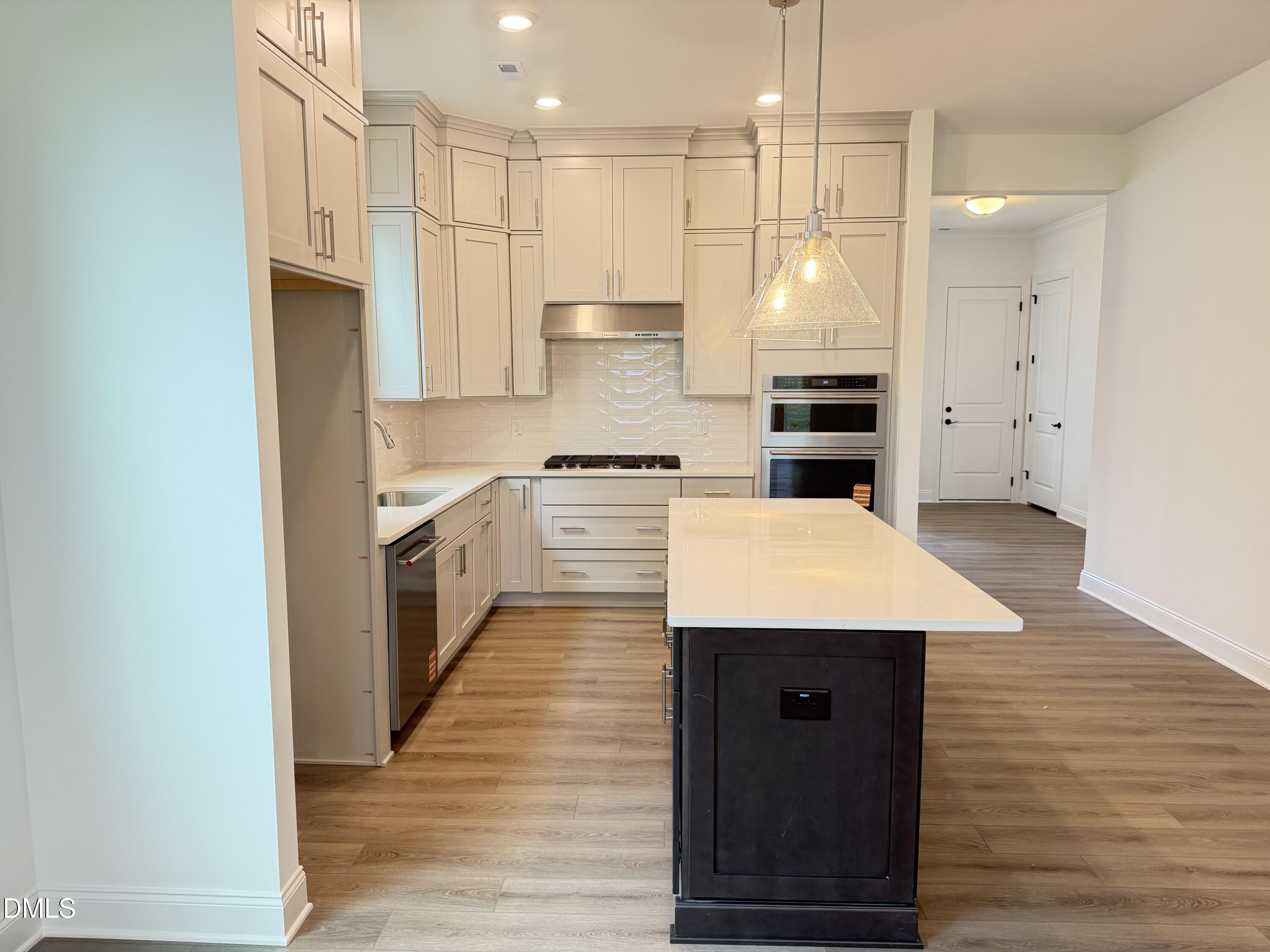 2028 Abbeyhill Drive, Unit 101 Raleigh, NC 27610 - Photo 7 of 30
