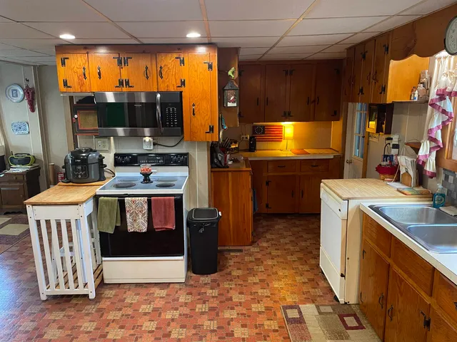 $525,000 | 31 Green Street, Northwood, NH 03261