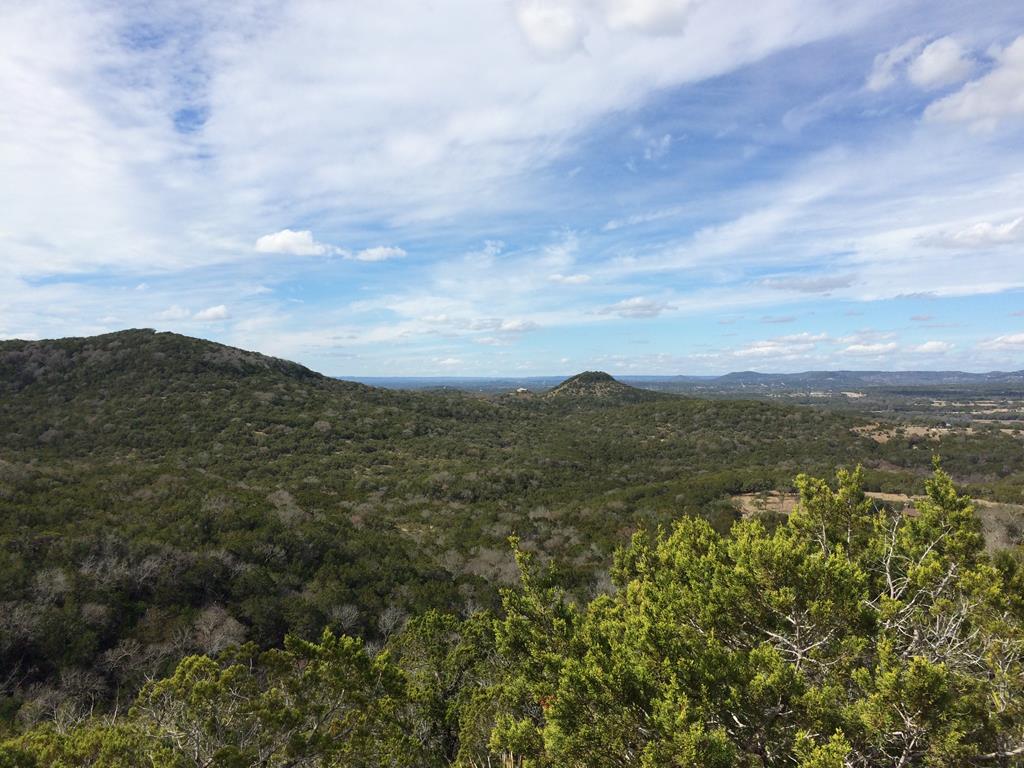 691 Cedar Pass Road Pipe Creek, TX 78063 - Photo 1 of 12 Main View