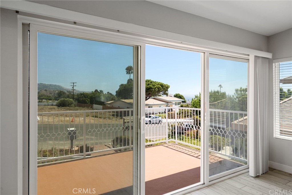 5 Clipper Road, Unit A Rancho Palos Verdes, CA 90275 - Photo 2 of 16
