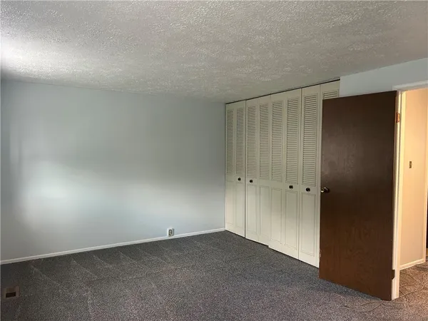 $1,700 | 3101 Camberly Drive, Gibsonia, PA 15044