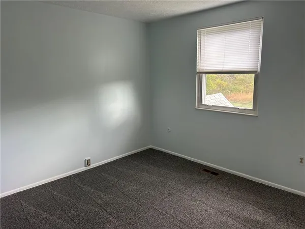 $1,700 | 3101 Camberly Drive, Gibsonia, PA 15044