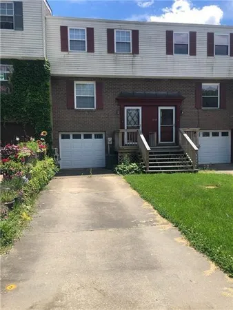 $1,700 | 3101 Camberly Drive, Gibsonia, PA 15044
