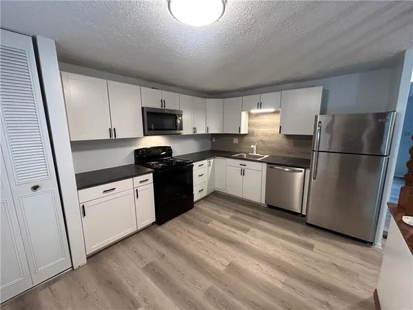 $1,700 | 3101 Camberly Drive, Gibsonia, PA 15044