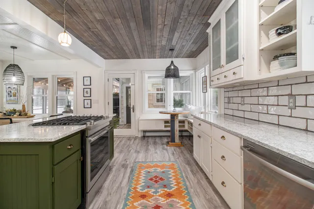 $765,000 | 6679 Dunecrest Avenue, Ludington, MI 49431