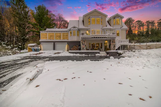 $765,000 | 6679 Dunecrest Avenue, Ludington, MI 49431