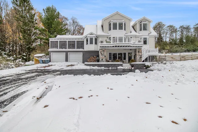 $765,000 | 6679 Dunecrest Avenue, Ludington, MI 49431