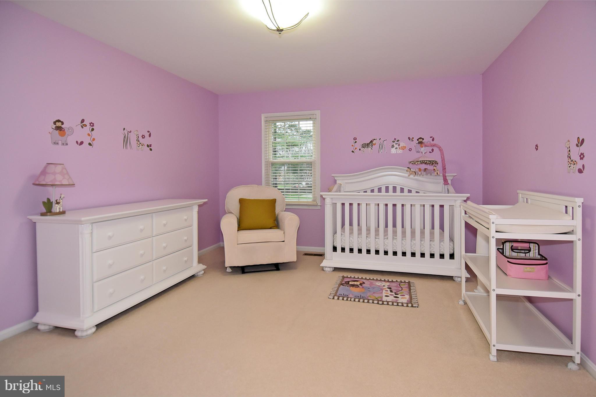 1820 Batten Hollow Road Vienna, VA 22182 - Photo 23 of 30 Bedroom