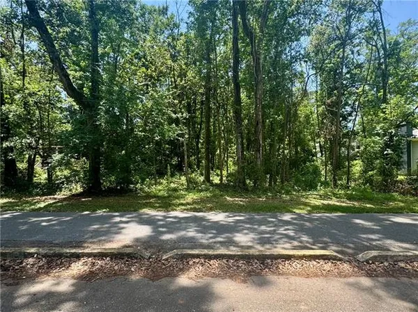 $225,000 | 1728 Villere Street, Mandeville, LA 70448