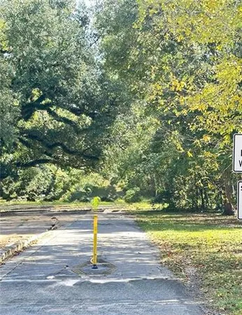 $225,000 | 1728 Villere Street, Mandeville, LA 70448