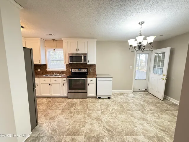 $1,890 | 101 Southridge Drive, Greenville, NC 27858