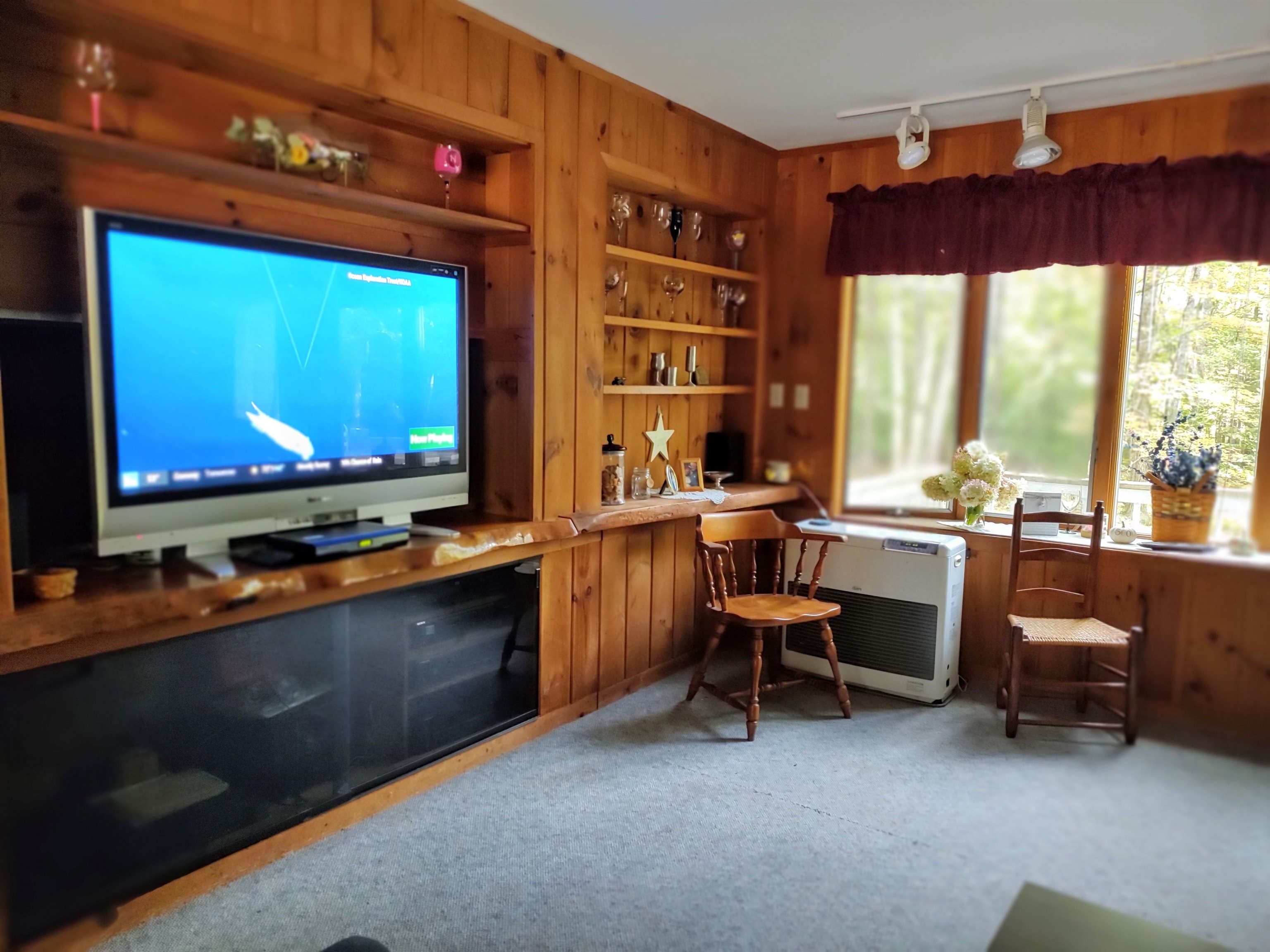784 North Line Road Tuftonboro, NH 03816 - Photo 4 of 36