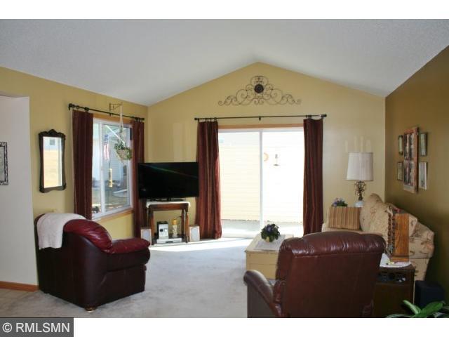 1009 Ivy Ridge Terrace Buffalo, MN 55313 - Photo 7 of 15 Gallery Image 7
