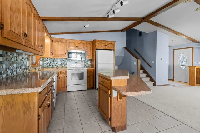 $475,000 | 634 East Walnut Place, Sturgeon Bay, WI 54235