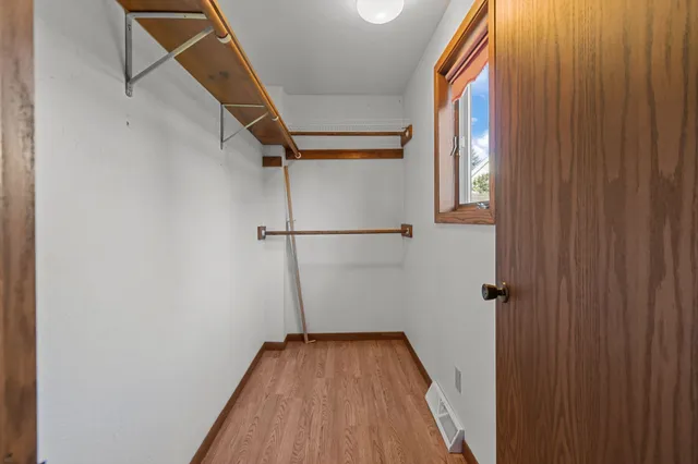 $475,000 | 634 East Walnut Place, Sturgeon Bay, WI 54235