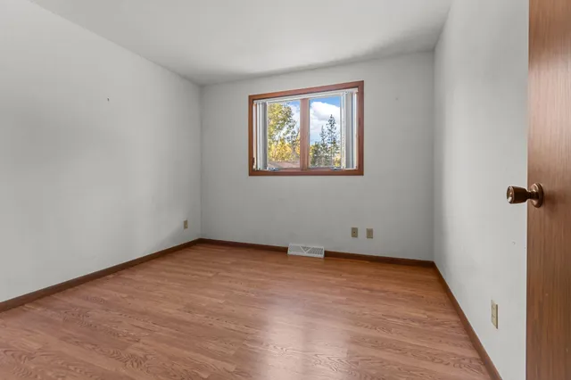 $475,000 | 634 East Walnut Place, Sturgeon Bay, WI 54235