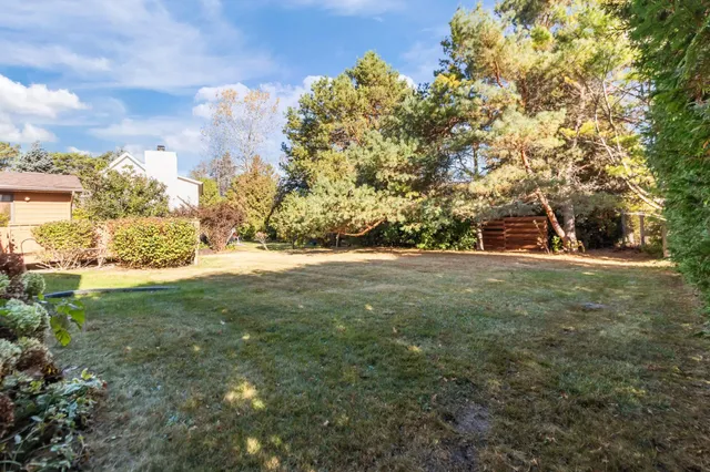 $475,000 | 634 East Walnut Place, Sturgeon Bay, WI 54235