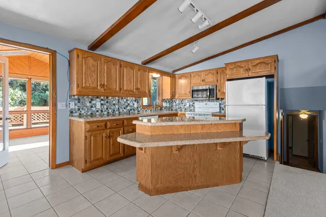 $475,000 | 634 East Walnut Place, Sturgeon Bay, WI 54235