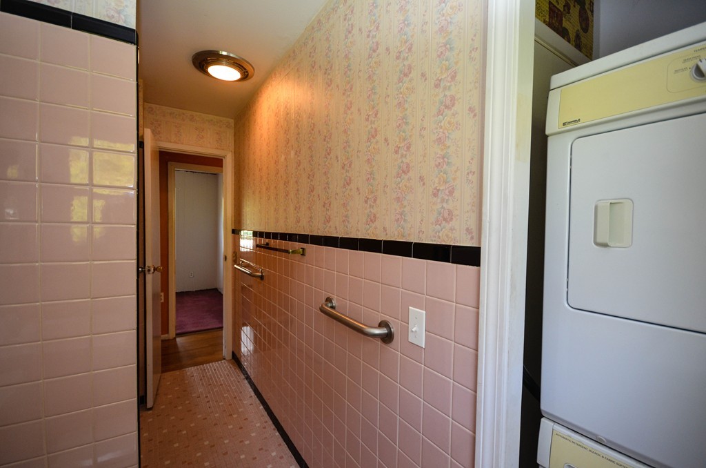 637 Benson Road Northbridge, MA 01588 - Photo 14 of 19 Gallery Image 14