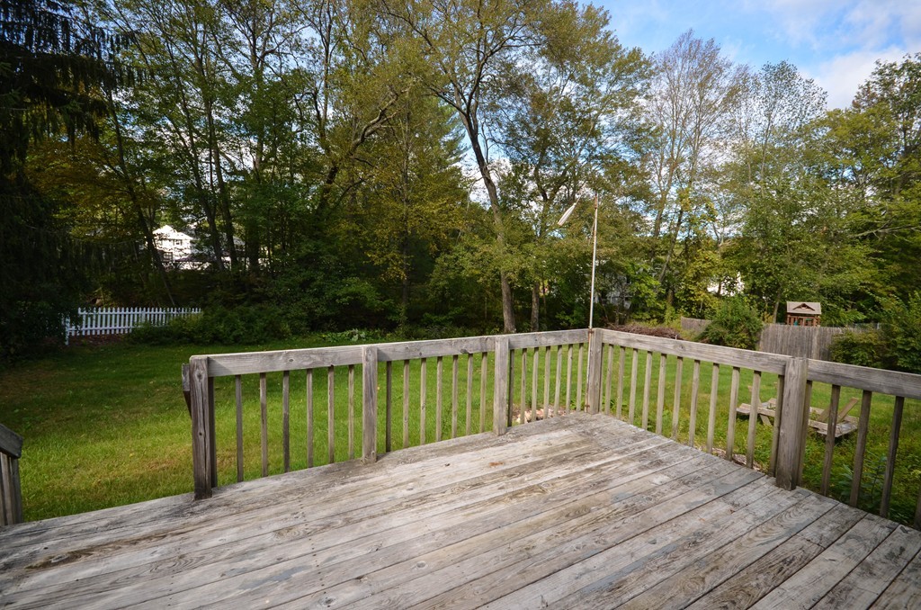637 Benson Road Northbridge, MA 01588 - Photo 16 of 19 Gallery Image 16