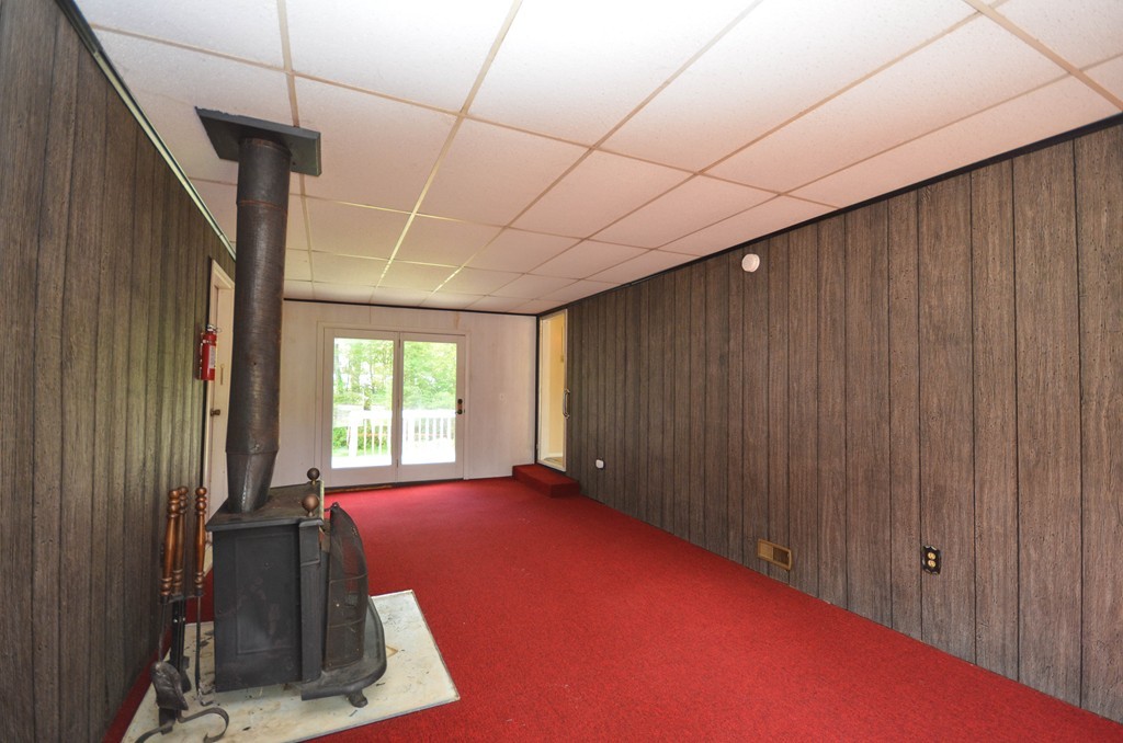 637 Benson Road Northbridge, MA 01588 - Photo 9 of 19 Gallery Image 9
