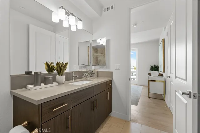 $1,400,000 | 168 South Monterey Street, Unit 512, Alhambra, CA 91801