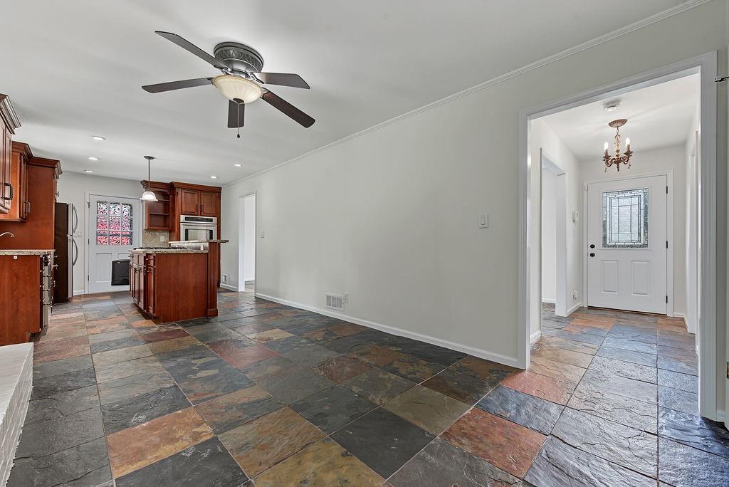 3401 Ranch Road Marietta, GA 30066 - Photo 7 of 21 Gallery Image 7