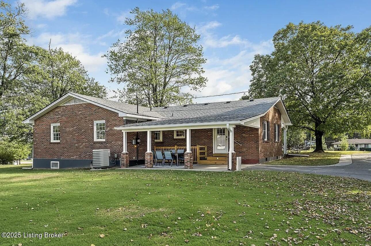 1604 Boston Road Bardstown, KY 40004 - Photo 28 of 38 IMG_9924 2