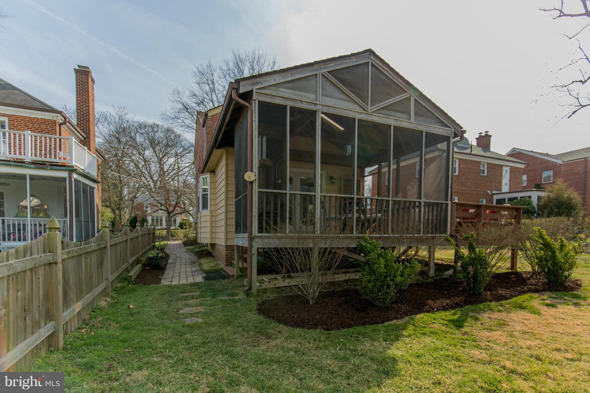 7 Indian Spring Drive Silver Spring, MD 20901 - Photo 4 of 30 Exterior (Rear)