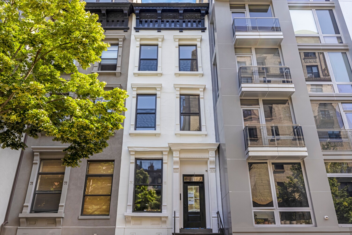 125 West 123rd Street, Unit 202 Manhattan, NY 10027 - Photo 3 of 3 front view of a building