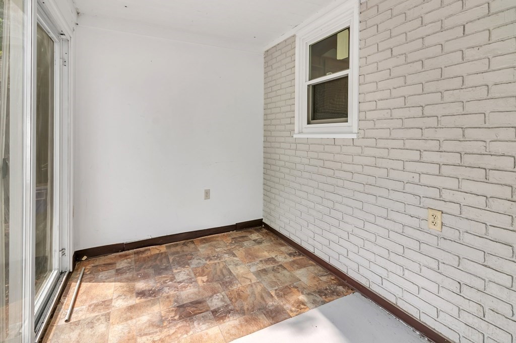 122 Prentice Street Springfield, MA 01104 - Photo 24 of 32 a view of wooden floor