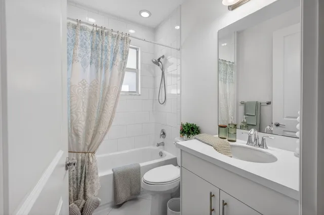 $3,500 | 12744 Southwest Clear Water Way, Unit 7MO INCLUDES UTILITIES), Port St. Lucie, FL 34987