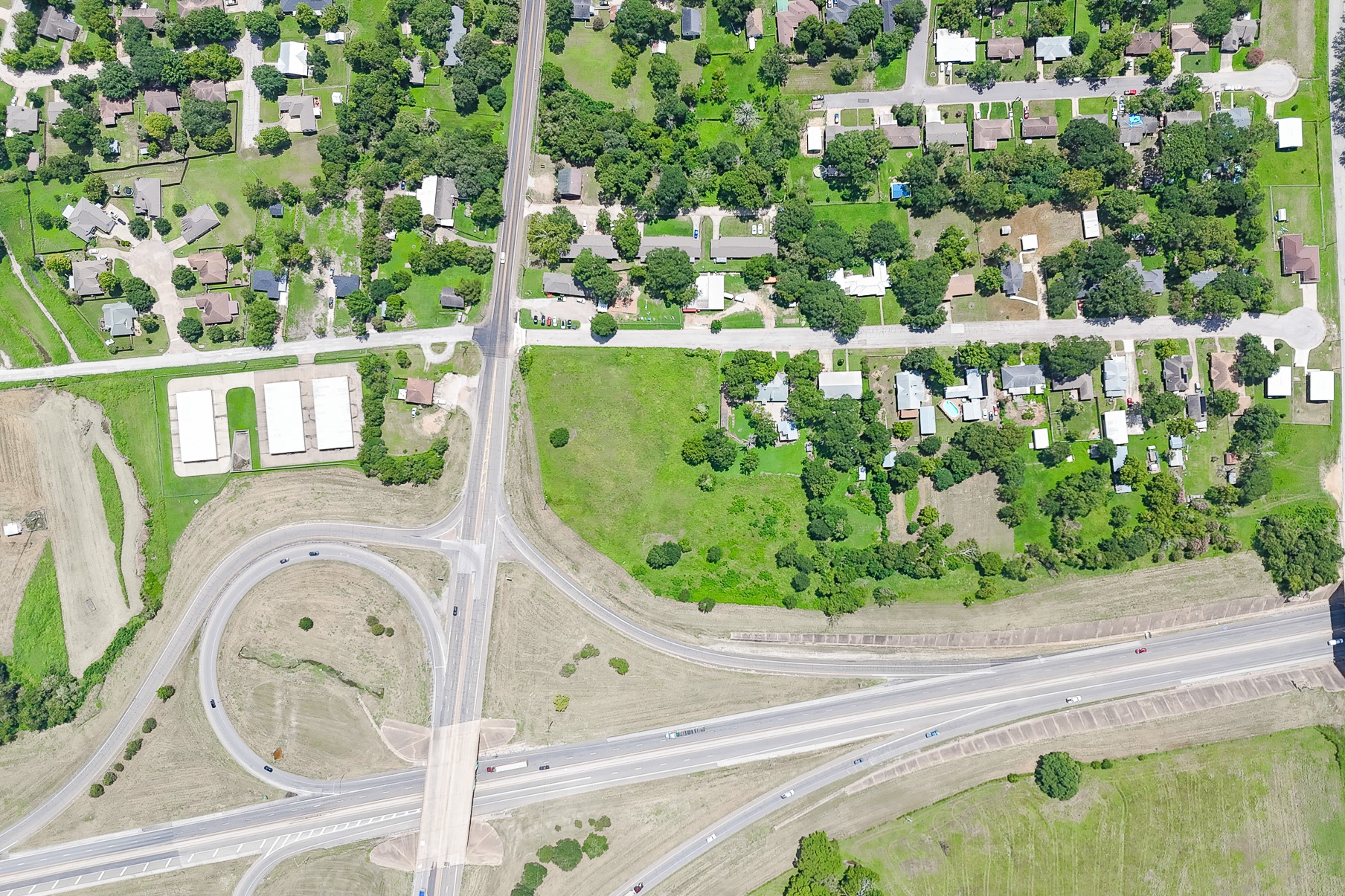 102 South Dixie Street Brenham, TX 77833 - Photo 2 of 40