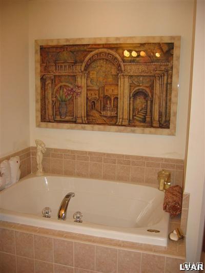 106 Bethpage Terrace Easton, PA 18042 - Photo 16 of 21 a bathroom with bathtub with window