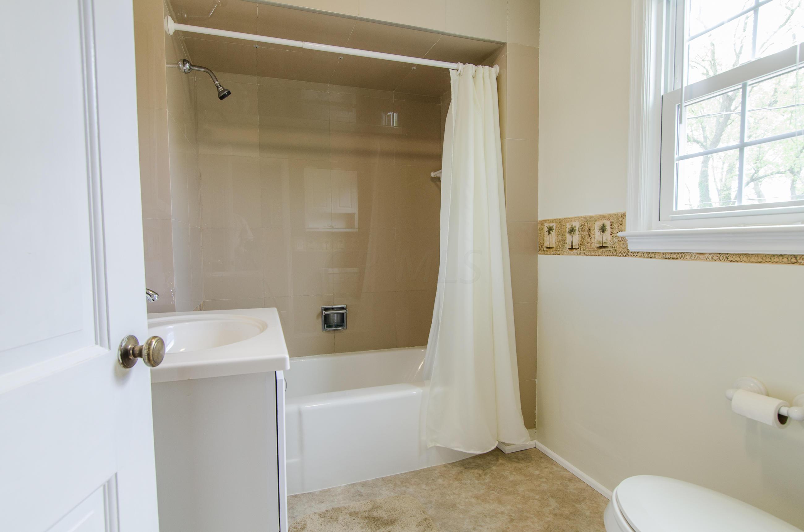 165 Rugg Avenue Newark, OH 43055 - Photo 22 of 38 Gallery Image 22