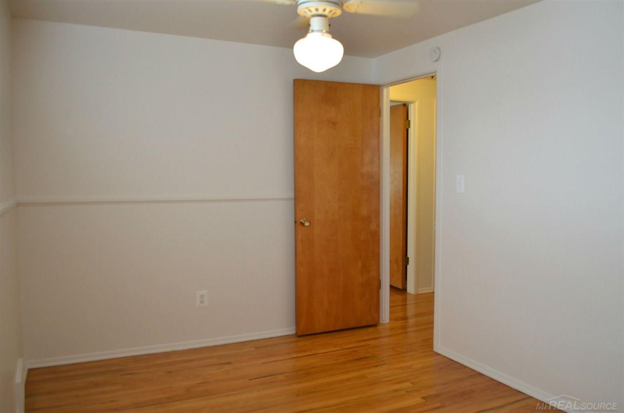 3619 Common Road Warren, MI 48092 - Photo 21 of 25