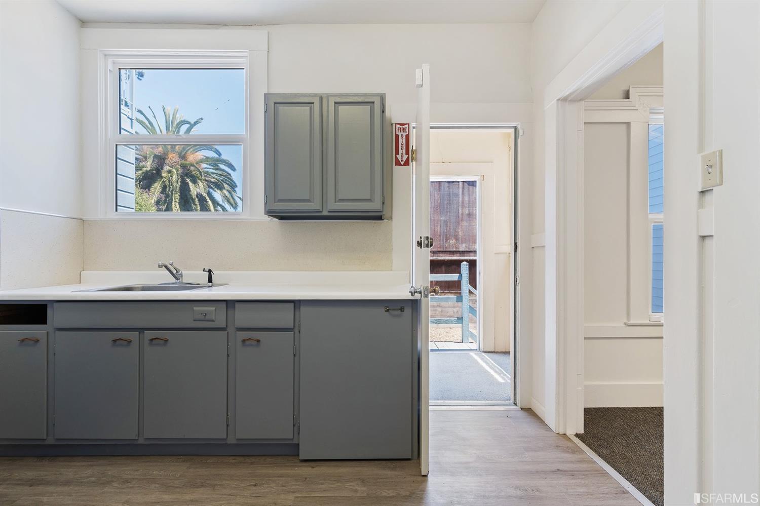 1286 23rd Avenue San Francisco, CA 94122 - Photo 16 of 35