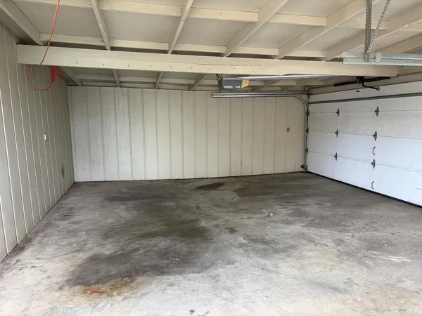 a view of a garage