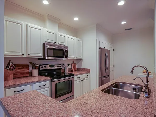 $4,500 | 5151 Jimmy Buffett Mem Highway, Unit 516, Vero Beach, FL 32963