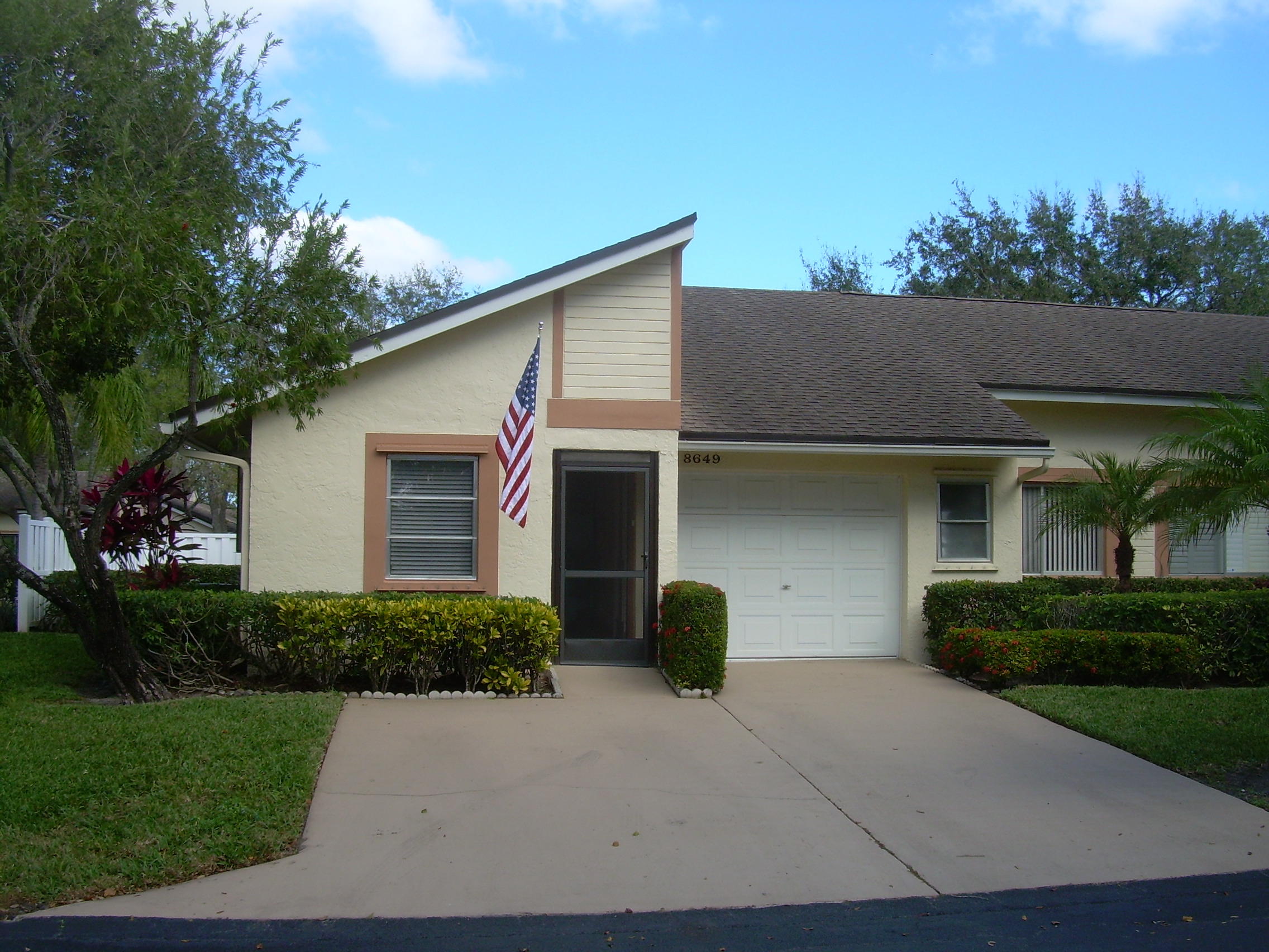 8649 Raintree Court Boca Raton, FL 33496 - Photo 26 of 43 Front of Villa
