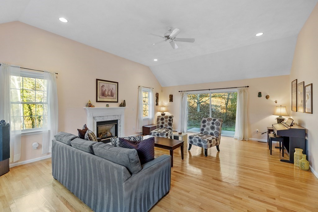 6 Riley Road Westford, MA 01886 - Photo 11 of 41 Gallery Image 11