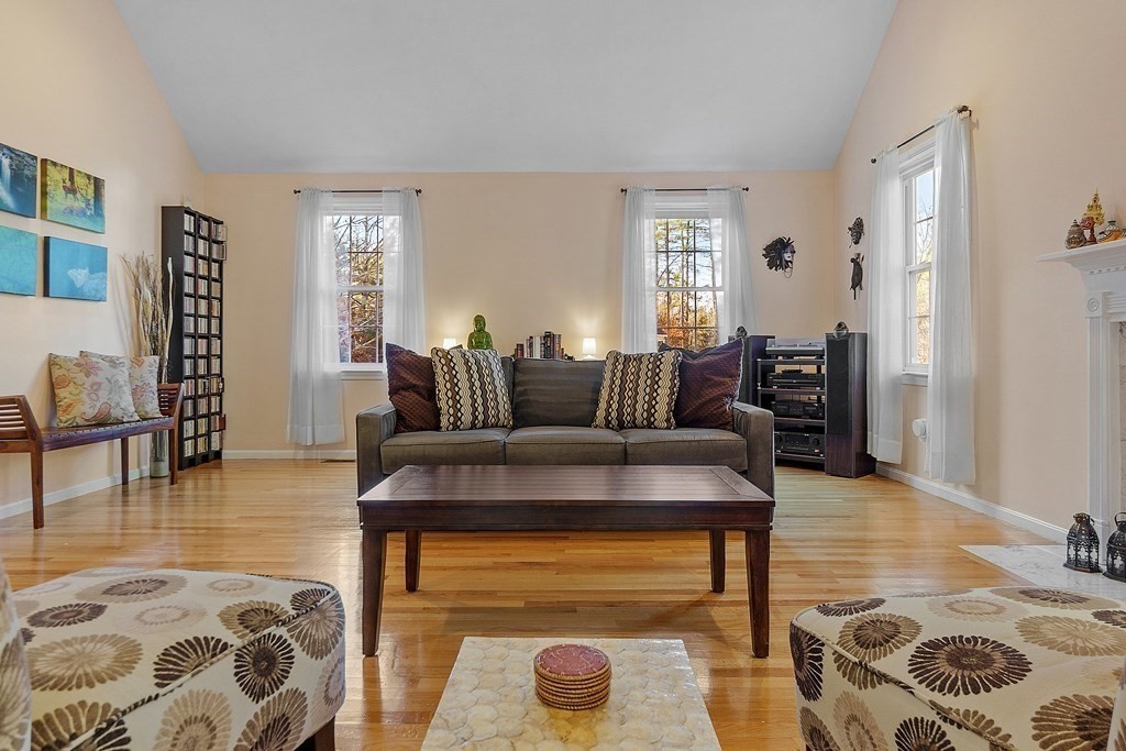 6 Riley Road Westford, MA 01886 - Photo 12 of 41 Gallery Image 12