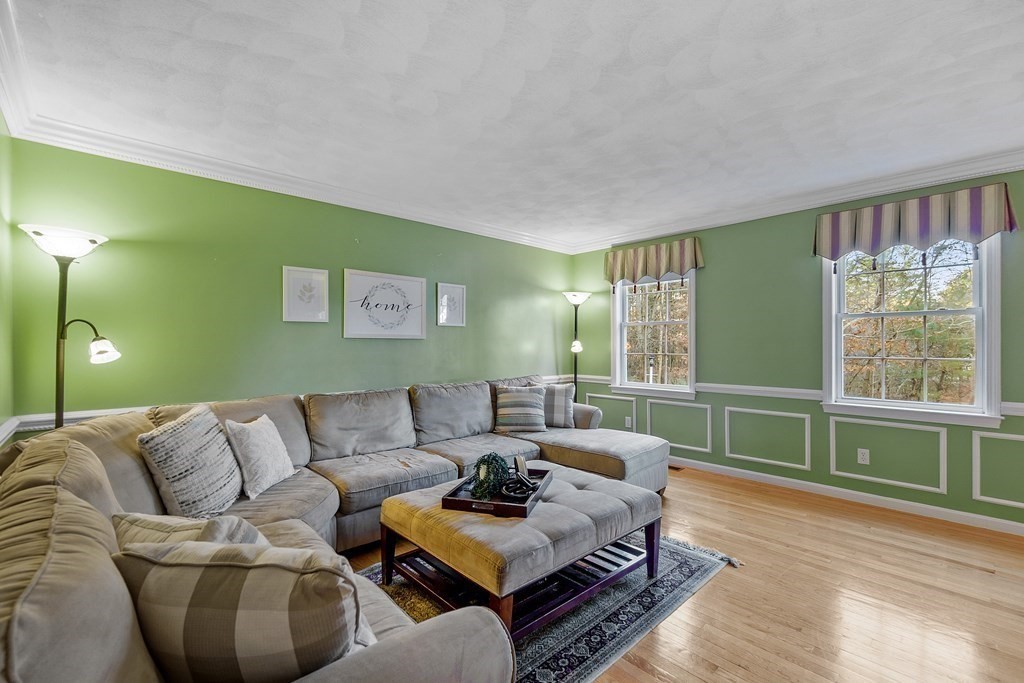 6 Riley Road Westford, MA 01886 - Photo 14 of 41 Gallery Image 14