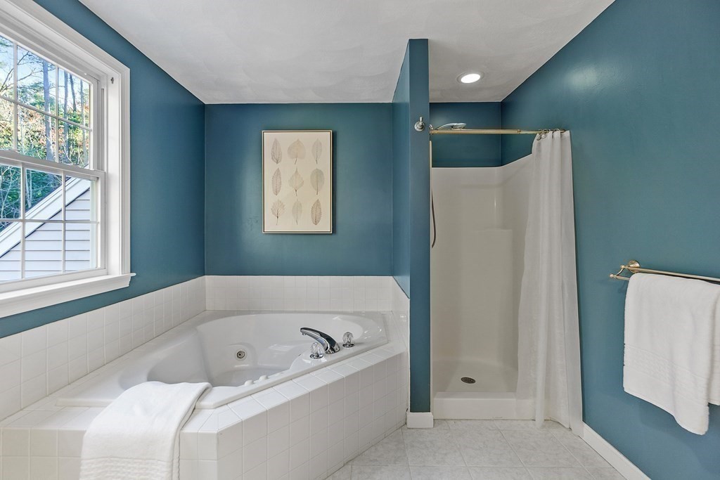6 Riley Road Westford, MA 01886 - Photo 21 of 41 Gallery Image 21