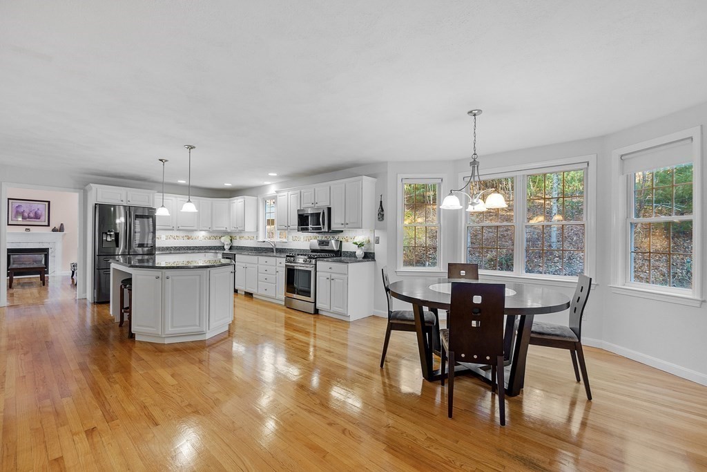 6 Riley Road Westford, MA 01886 - Photo 4 of 41 Gallery Image 4